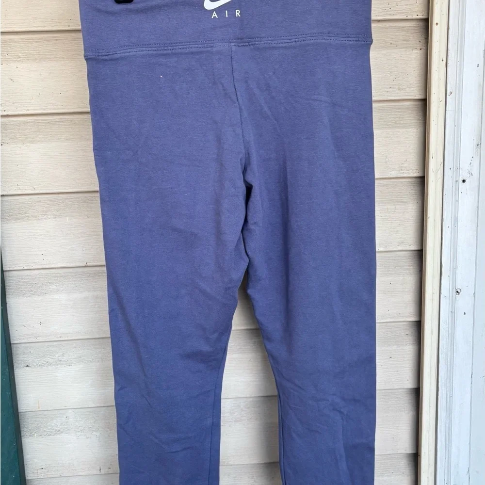Nike Women's Air Tights in Lavender Mist